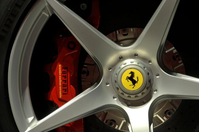 Ferrari, Ferari, logo, kompanija, točak Ferrari, Ferari, logo, kompanija, točak