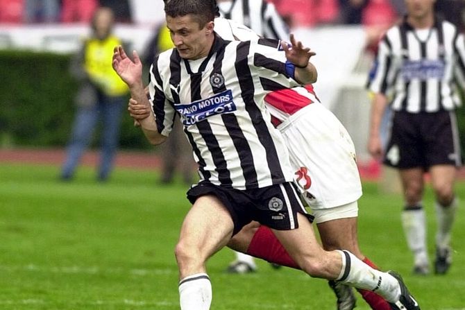 FK Partizan, Crvena zvezda, 2001