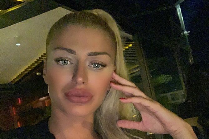 Sandra Obradović Sandra Obradović
