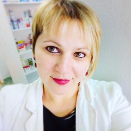 Dr Ana Jaćimović Dr Ana Jaćimović