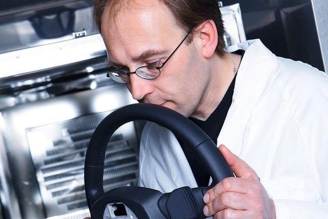 Audi Stručnjak Njušenje Audi Stručnjak Njušenje