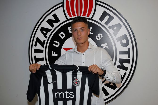 Nikola Čolić FK Partizan