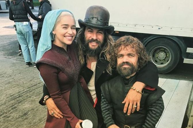 piter dinkledž, džejson momoa piter dinkledž, džejson momoa