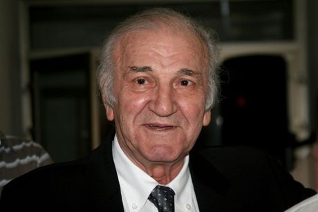 Velimir Bata Živojinović Velimir Bata Živojinović