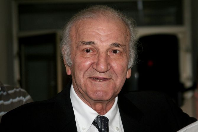 Velimir Bata Živojinović Velimir Bata Živojinović