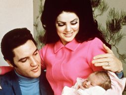 Prisila Prisli Elvis