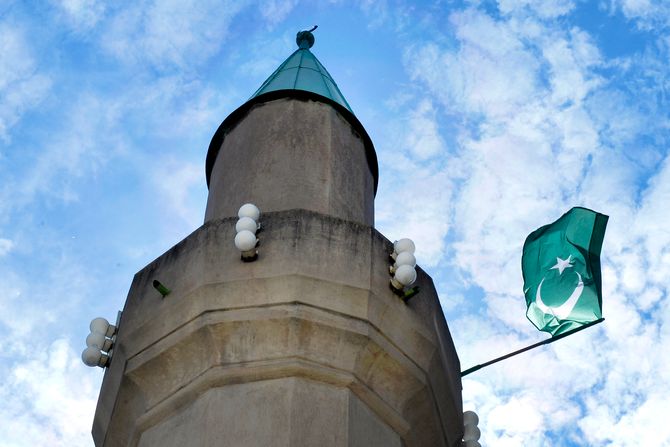 BAJRAM IZS NASUFOVIC BAJRAM IZS NASUFOVIC