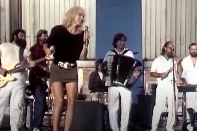 Lepa Brena, Slatki greh