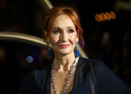 J. K. Rowling, Dž. K. Rouling