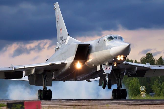 Tupoljev Tu-22M