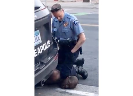 Džordž Flojd, George Floyd ubio ga policajac Derek Chauvin Džordž Flojd, George Floyd ubio ga policajac Derek Chauvin
