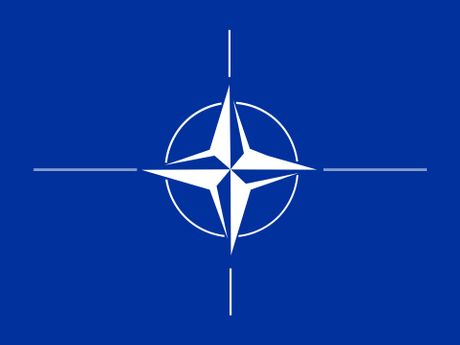 NATO zastava