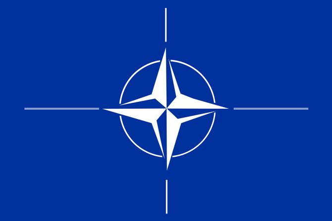 NATO zastava