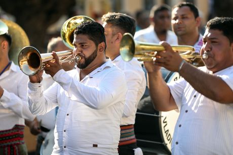 Guča, festival, truba, sviranje Guča, festival, truba, sviranje