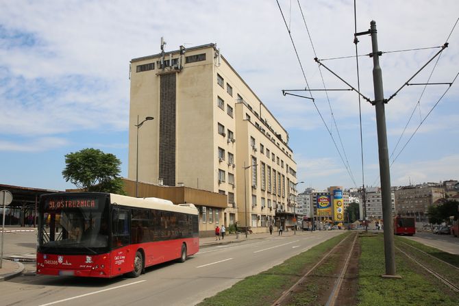 Savski Trg, Stara Železnička Stanica