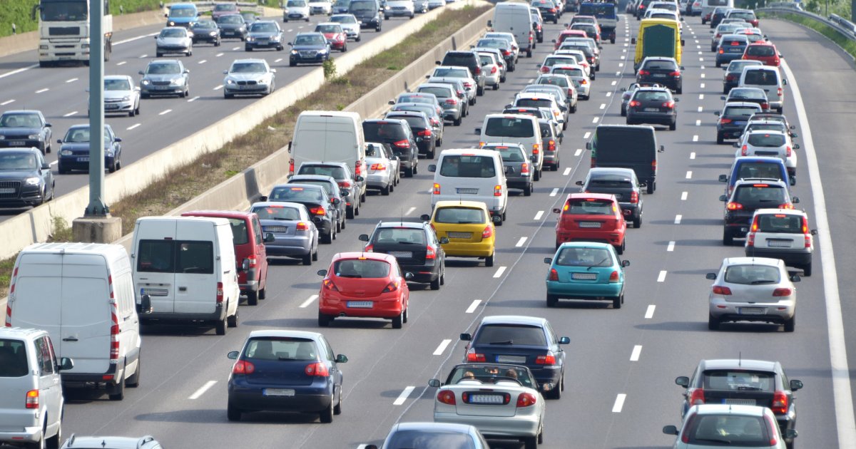 Neighboring Country Called 'Car Graveyard': Over 3 Million Cars Are Older Than 20 Years