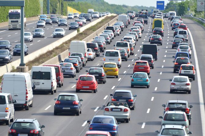 Gužva u saobraćaju, Saobraćaj, Automobili, Auto put