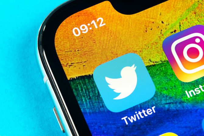 Twitter, Instagram Twitter, Instagram
