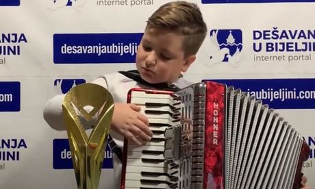 Đorđe Perić, harmonikaš Đorđe Perić, harmonikaš