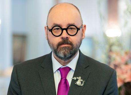 Carlos Ruiz Zafon, Karlos Ruiz Safon Carlos Ruiz Zafon, Karlos Ruiz Safon