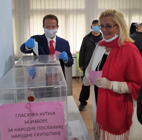 Bogoljub Karic, glasanje, izbori, Srbija 2020 Bogoljub Karic, glasanje, izbori, Srbija 2020