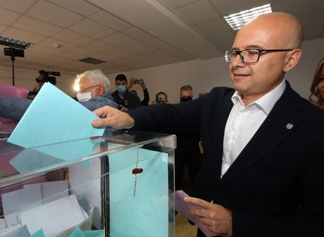 Srbija, Glasanje, izbori 2020 Srbija, Glasanje, izbori 2020