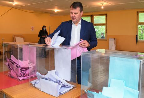 Igor Mirovic, Srbija, Izbori, Glasanje, 2020 Igor Mirovic, Srbija, Izbori, Glasanje, 2020