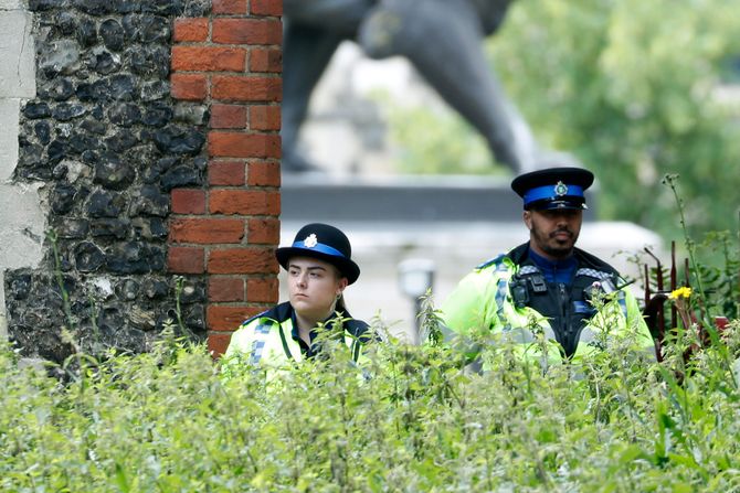 Engleska, napad, ubadanje, policija Engleska, napad, ubadanje, policija