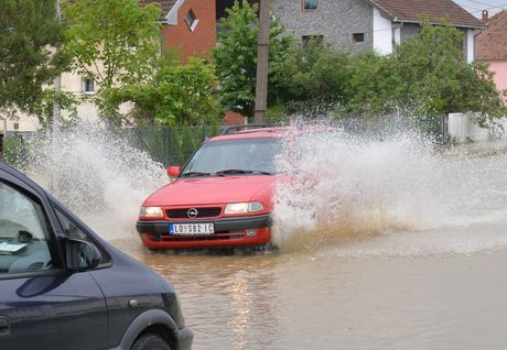 Poplave Loznica