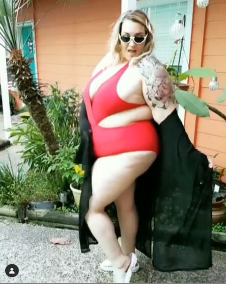 Suzan Kari Suzan Kari