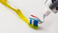 Da li je fluorid iz paste za zube štetan?