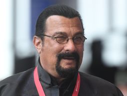 Stiven Sigal, Steven Seagal