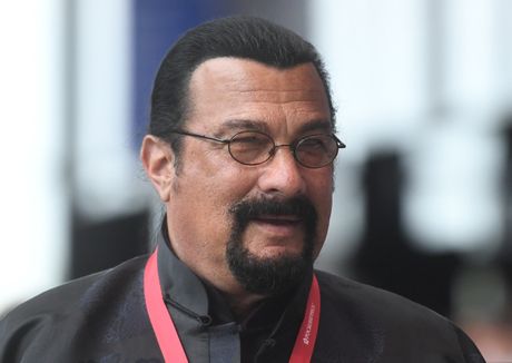 Stiven Sigal, Steven Seagal Stiven Sigal, Steven Seagal