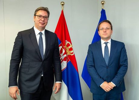 Aleksandar Vučić i Oliver Varhelji