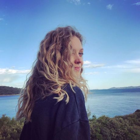 Hana Huljić Hana Huljić