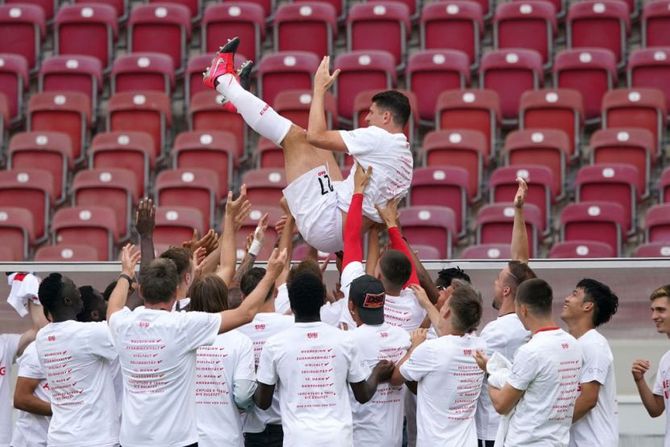 Mario Gomez, FK Štutgart