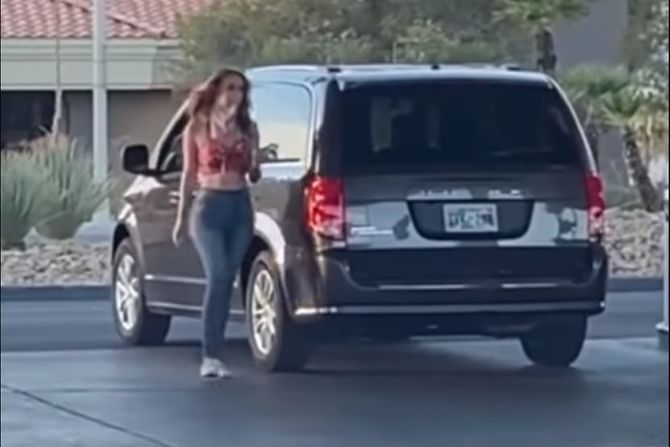 Pumpa Devojka Pumpa Devojka