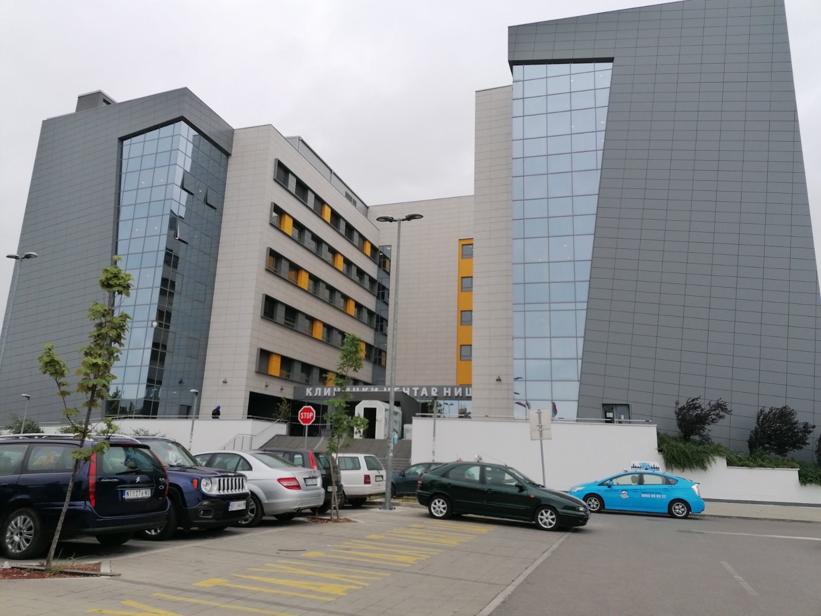 Oglasio se UKC: Poznato stanje povređenih u nezgodi koja se jutros dogodila na auto-putu kod Niša