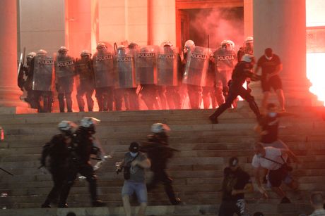 BEOGRAD SKUPSTINA OKUPLJANJE BEOGRAD SKUPSTINA OKUPLJANJE