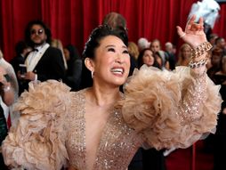 Sandra Oh