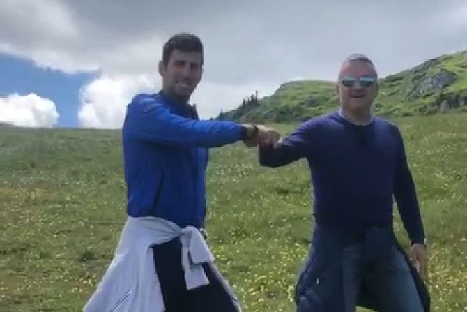 Novak Đoković, Srđan Đoković, Bosna i Hercegovina, deblo, balvan, planina, Jahorina