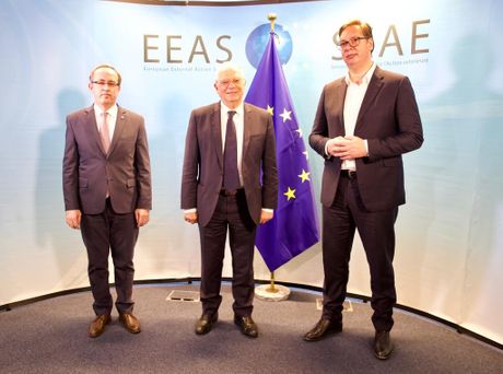 Aleksandar Vučić, Brisel Aleksandar Vučić, Brisel
