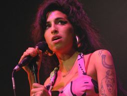 Ejmi Vajnhaus, Amy Winehouse