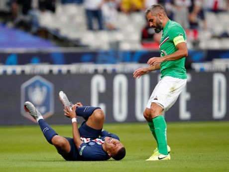 Paris Saint Germain - Saint Etienne Paris Saint Germain - Saint Etienne