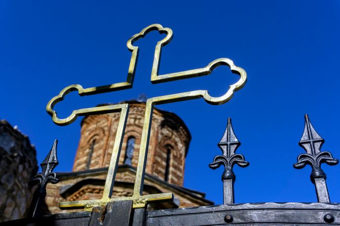 Gračanica, manastir, krst, crkva, Kosovo Gračanica, manastir, krst, crkva, Kosovo