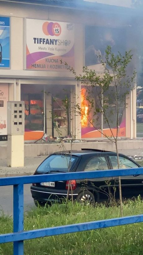 Požar parfimerija Požar parfimerija
