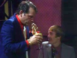 Karipski pastuv koktel, Del Boj, MUćke