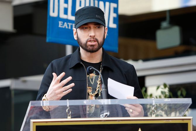 Eminem glumi FBI doušnika u novoj seriji kolege repera 50 centa - Vimarsana News