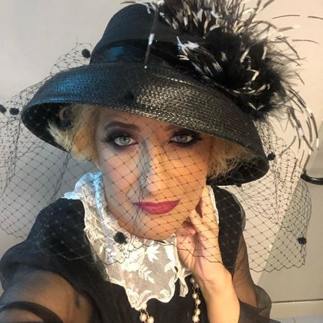 Isidora Bjelica Isidora Bjelica