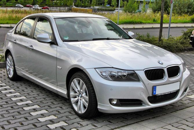 BMW E90 BMW E90